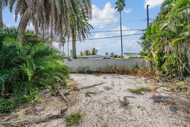 16304 3RD STREET E, Redington Beach, FL 33708