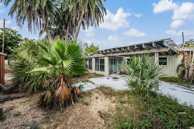 16304 3RD STREET E, Redington Beach, FL 33708
