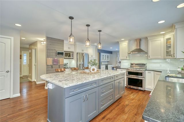 116 Timber Brook Lane, Penfield, NY 14526