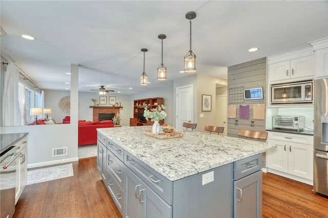 116 Timber Brook Lane, Penfield, NY 14526