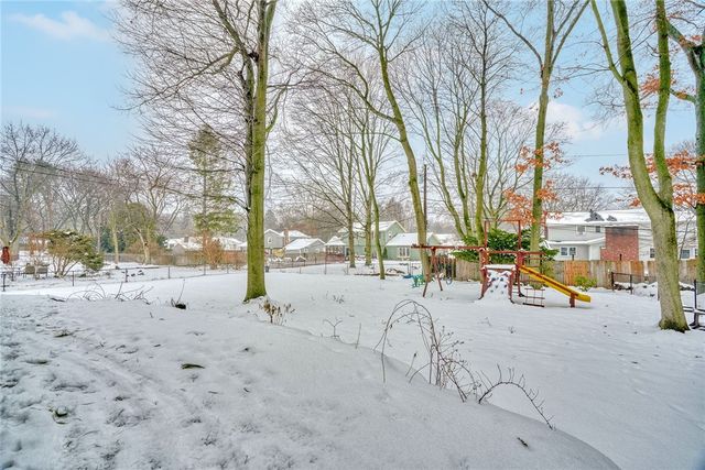 116 Timber Brook Lane, Penfield, NY 14526