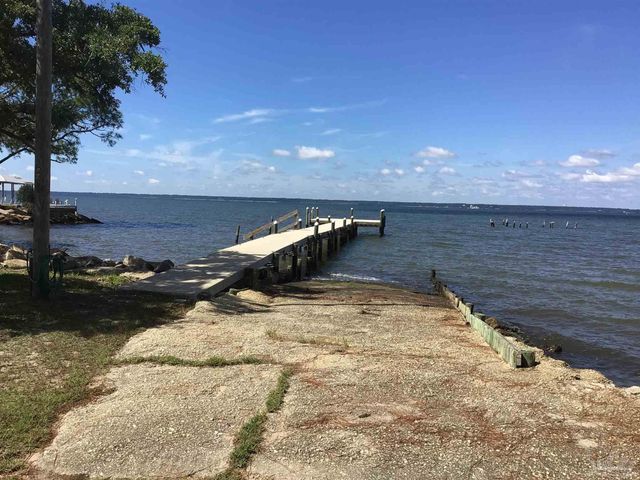 5668 Als Way, Milton, FL 32583