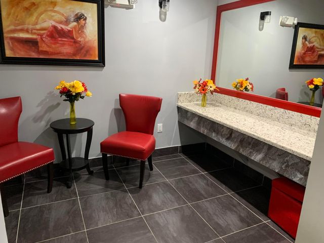 2861 NW 47th Terrace 304b, Lauderdale Lakes, FL 33313