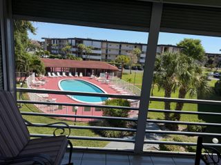 2861 NW 47th Terrace 304b, Lauderdale Lakes, FL 33313