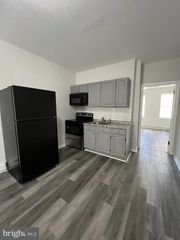 2032 PLUM ST, Philadelphia, PA 19124