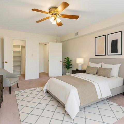 4036 Ridglea Country Club Drive 1006, Fort Worth, TX 76126