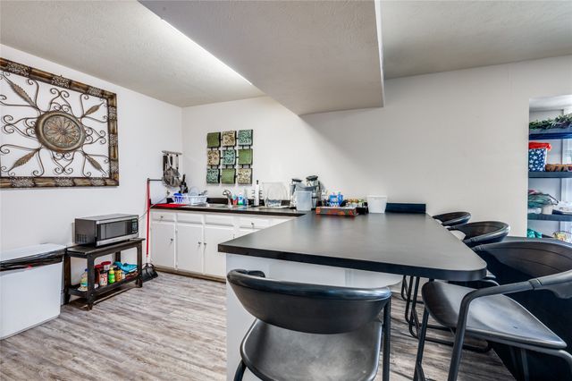 4036 Ridglea Country Club Drive 1006, Fort Worth, TX 76126