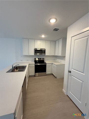 315 Moscato Road, New Braunfels, TX 78130