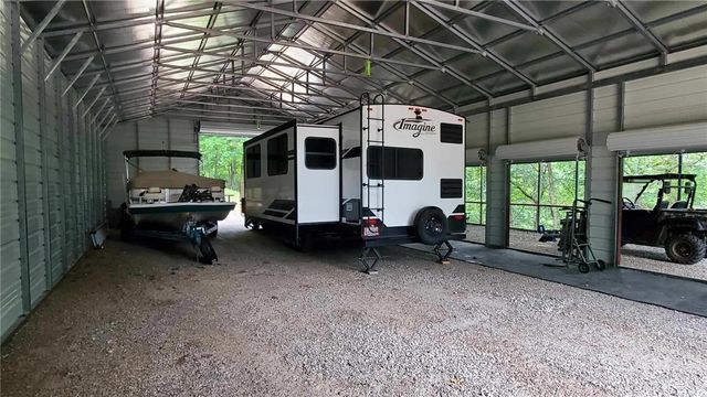 190 Edgewater Drive, Eureka Springs, AR 72631