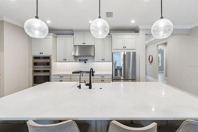 2354 HIGH TIDES WAY, Wesley Chapel, FL 33543