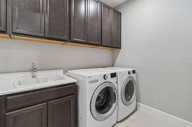 2354 HIGH TIDES WAY, Wesley Chapel, FL 33543