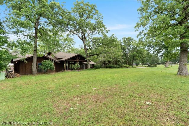 1808 Bramble Brae Street, Fort Smith, AR 72908