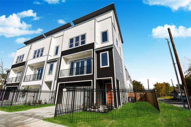 3233 Tuam Street, Houston, TX 77004