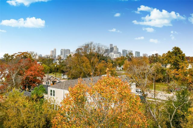 3233 Tuam Street, Houston, TX 77004