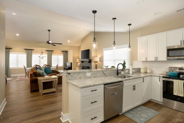 88 Lockridge Lane, Lynchburg, VA 24502