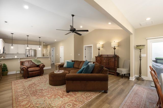 88 Lockridge Lane, Lynchburg, VA 24502