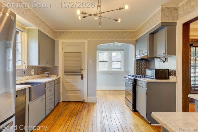 15137 Warwick Street, Detroit, MI 48223