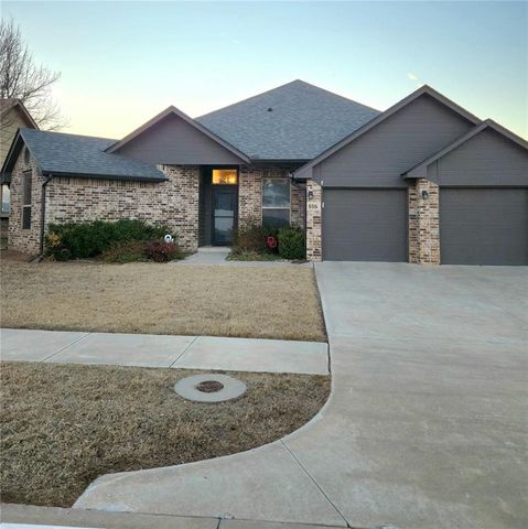 516 NE 23rd Avenue, Norman, OK 73071