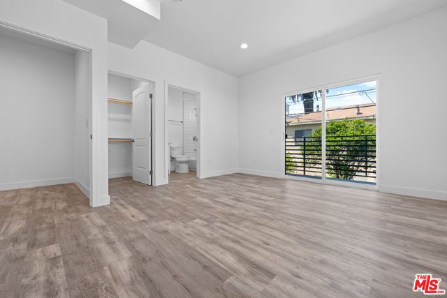603 W 41st Place, Los Angeles, CA 90037