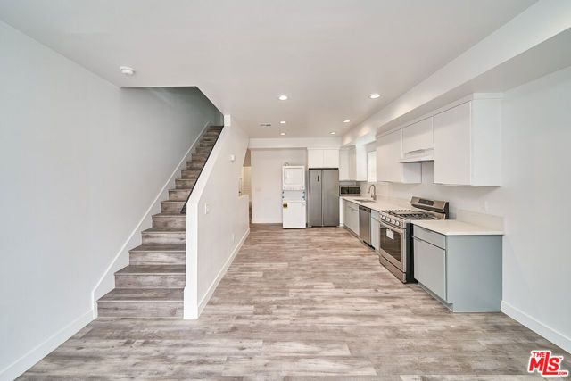 603 W 41st Place, Los Angeles, CA 90037