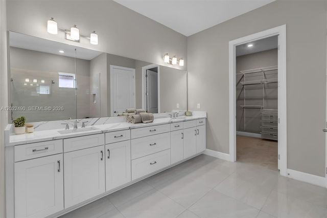 5618 Caserta Court, Bradenton, FL 34221