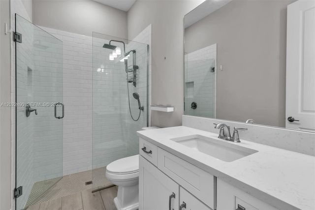 5618 Caserta Court, Bradenton, FL 34221