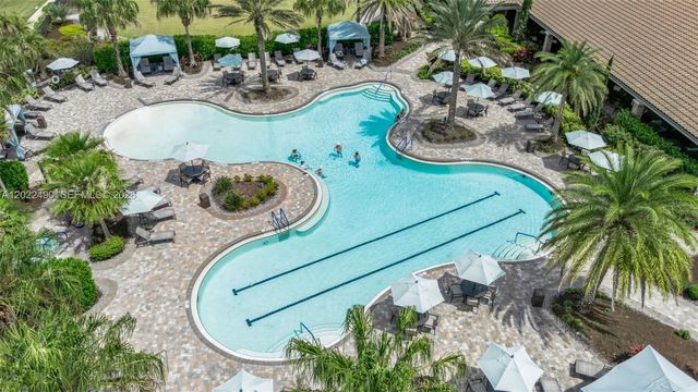 5618 Caserta Court, Bradenton, FL 34221