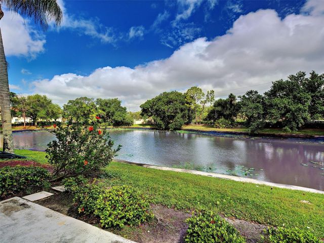 902 ADDINGTON COURT 103, Venice, FL 34293