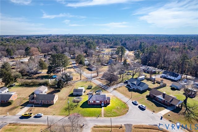 24601 Callear Rd, North Dinwiddie, VA 23803