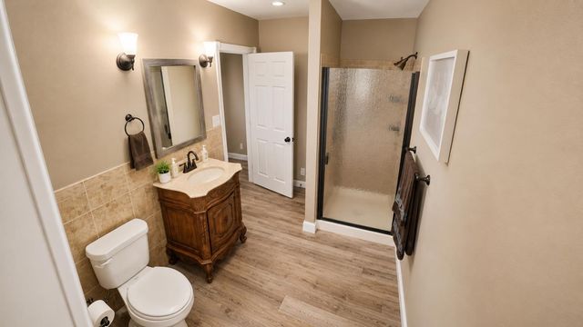 5800 Wilkinson Ln, Burson, CA 95252