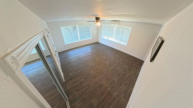 5800 Wilkinson Ln, Burson, CA 95252