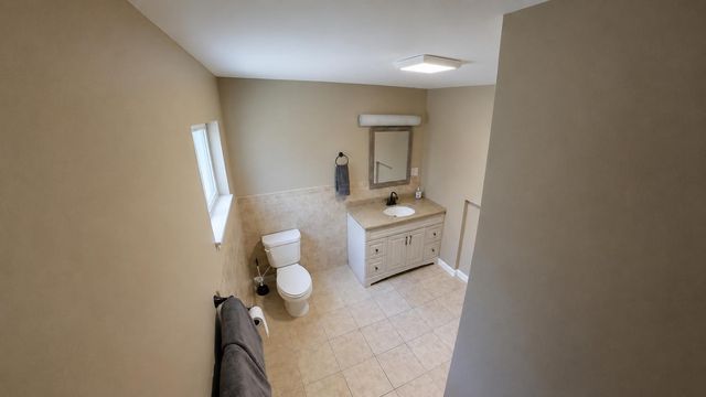 5800 Wilkinson Ln, Burson, CA 95252