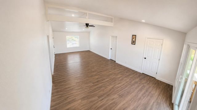 5800 Wilkinson Ln, Burson, CA 95252