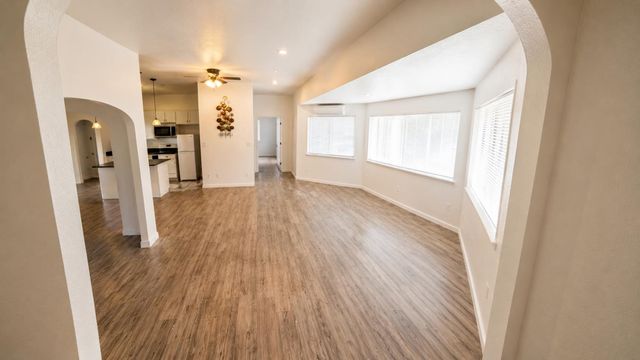 5800 Wilkinson Ln, Burson, CA 95252