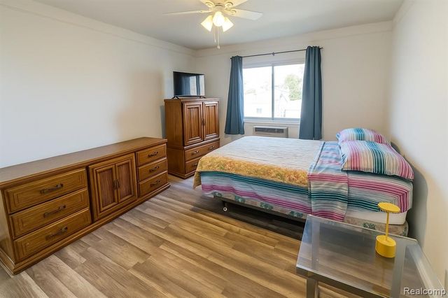 30237 Utica Road 238E, Roseville, MI 48066