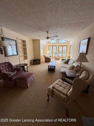 1108 Tulip Street, Grand Ledge, MI 48837