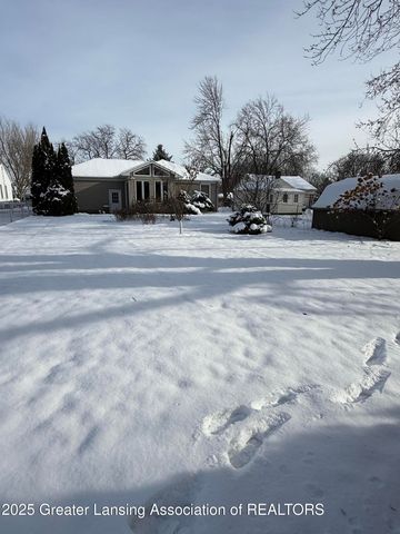 1108 Tulip Street, Grand Ledge, MI 48837