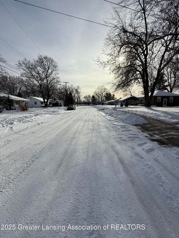 1108 Tulip Street, Grand Ledge, MI 48837