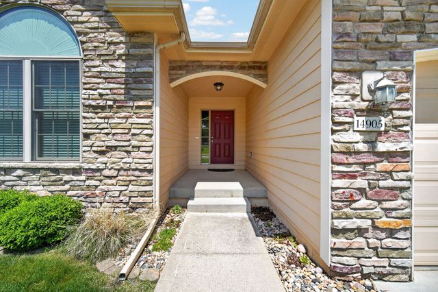 14905 Maple Drive, Urbandale, IA 50323