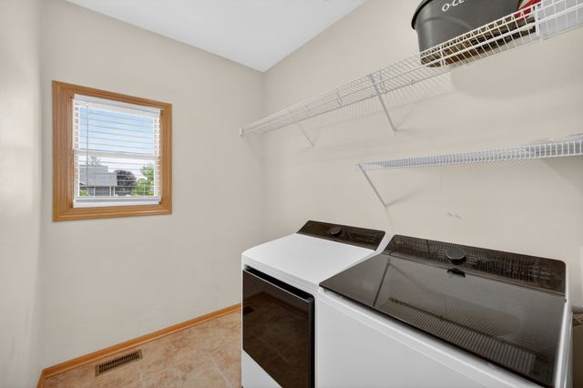 14905 Maple Drive, Urbandale, IA 50323