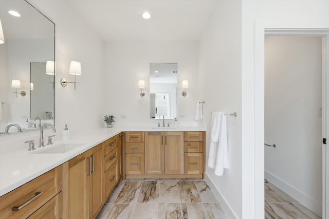 4614 Hopkins Avenue, Dallas, TX 75209