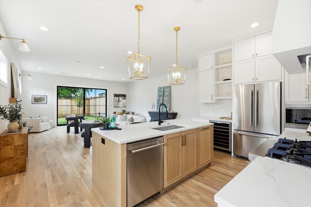 4614 Hopkins Avenue, Dallas, TX 75209
