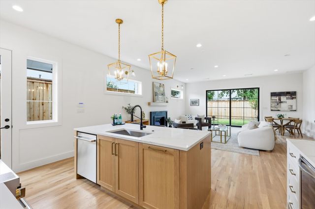 4614 Hopkins Avenue, Dallas, TX 75209