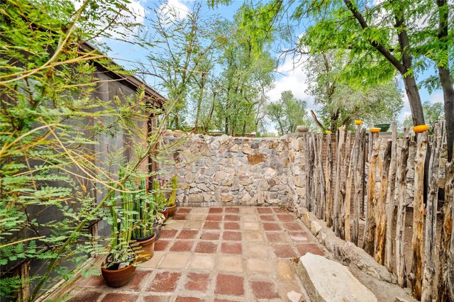48 Main, Cerrillos, NM 87010