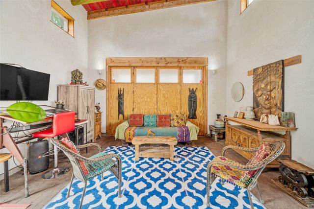 48 Main, Cerrillos, NM 87010