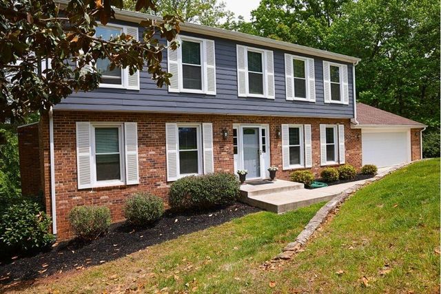3368 Dawn CIR, Roanoke, VA 24018
