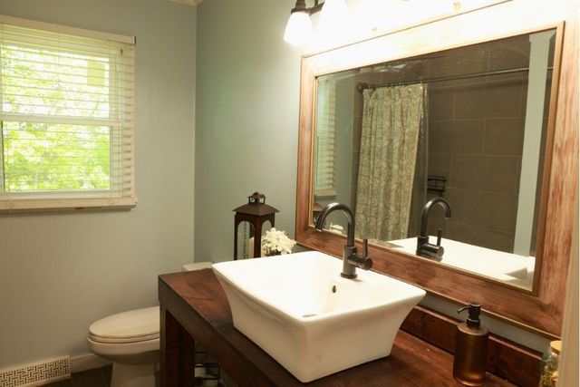 3368 Dawn CIR, Roanoke, VA 24018