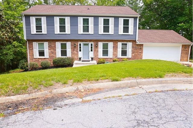 3368 Dawn CIR, Roanoke, VA 24018