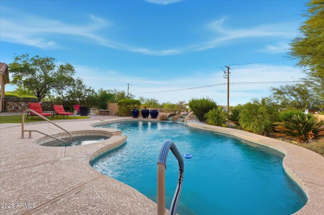 1524 W MOODY Trail, Phoenix, AZ 85041