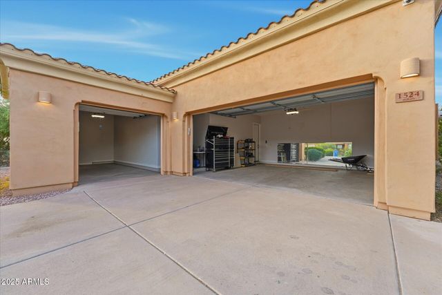 1524 W MOODY Trail, Phoenix, AZ 85041